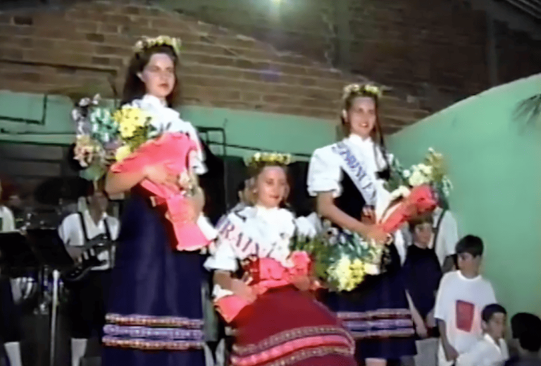02 - Historia